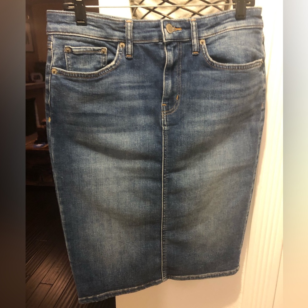 Lauren Ralph Lauren Blue Denim Midi Black Label Skirt. Size 9